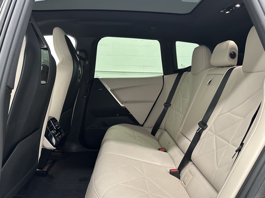 2024 Bmw iX photo 14