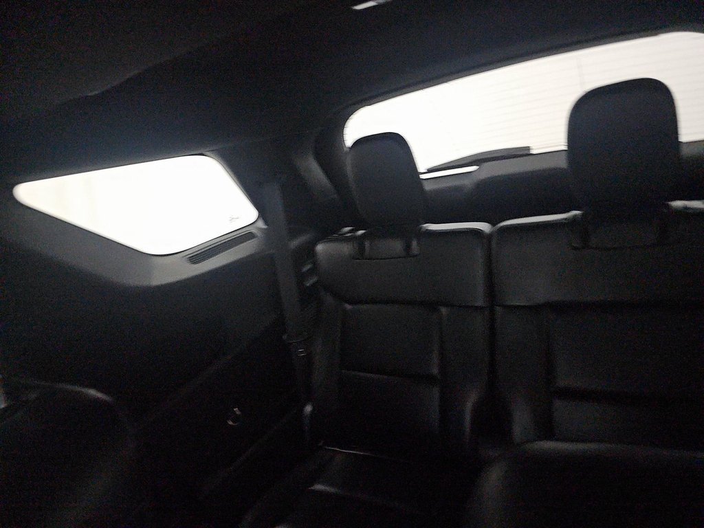 2020 Ford Explorer XLT photo 7