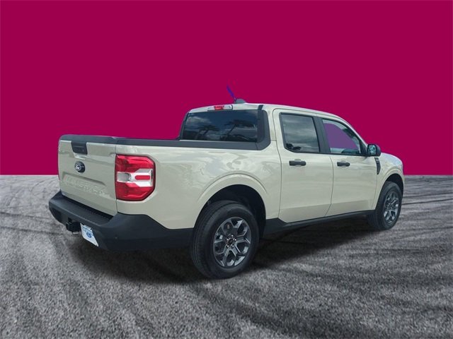 2025 Ford Maverick XLT photo 3