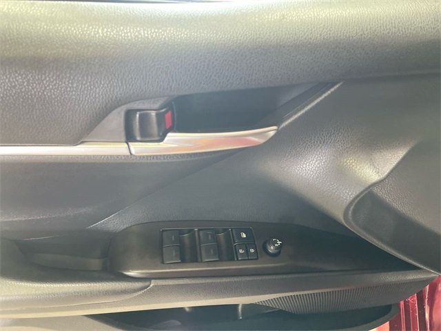 2021 Toyota Camry LE photo 13