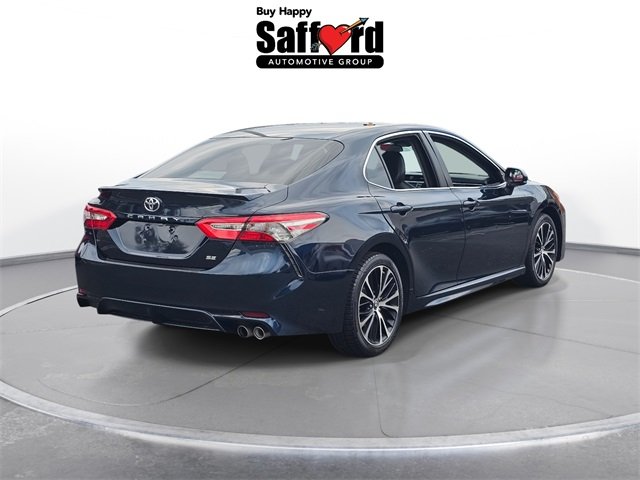 2018 Toyota Camry SE photo 6