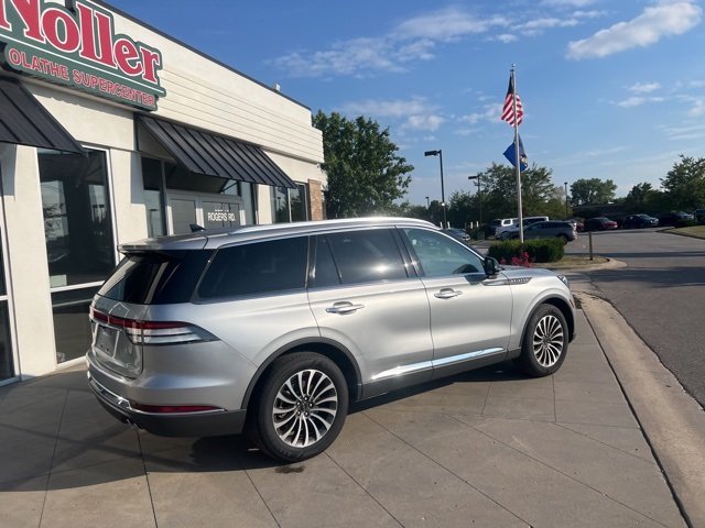 2023 Lincoln Aviator Reserve photo 3