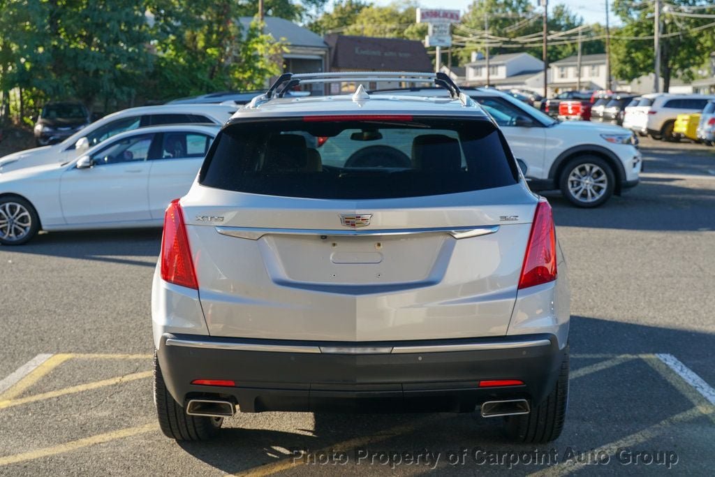 2017 Cadillac XT5 Luxury photo 10