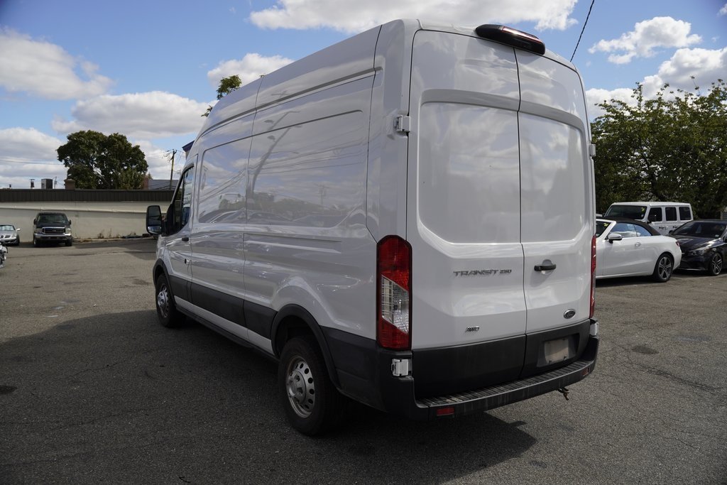2022 Ford Transit photo 2