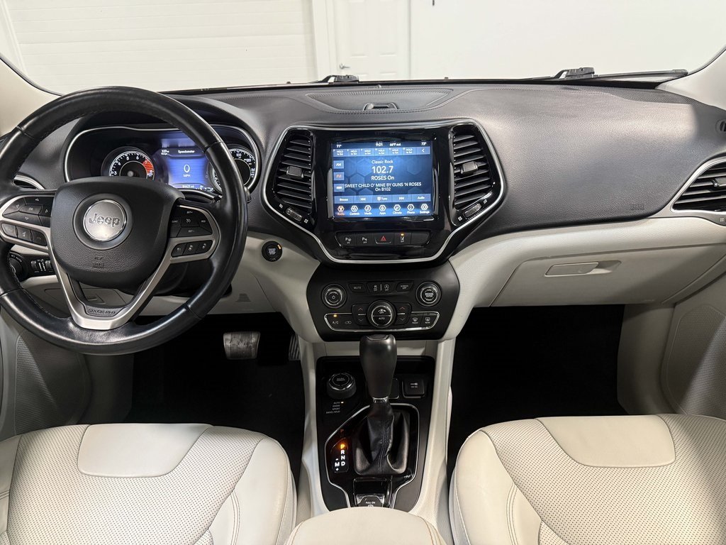 2021 Jeep Cherokee Limited photo 17