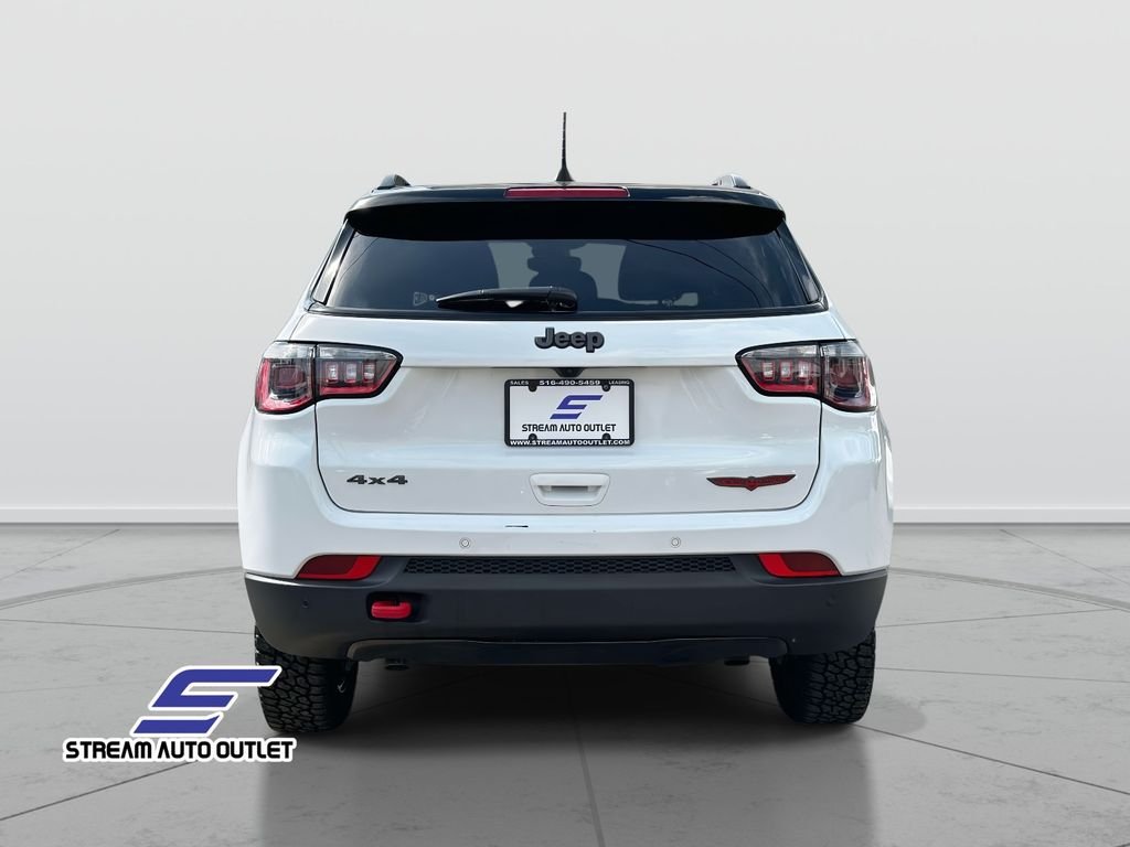 2024 Jeep Compass Trailhawk photo 4