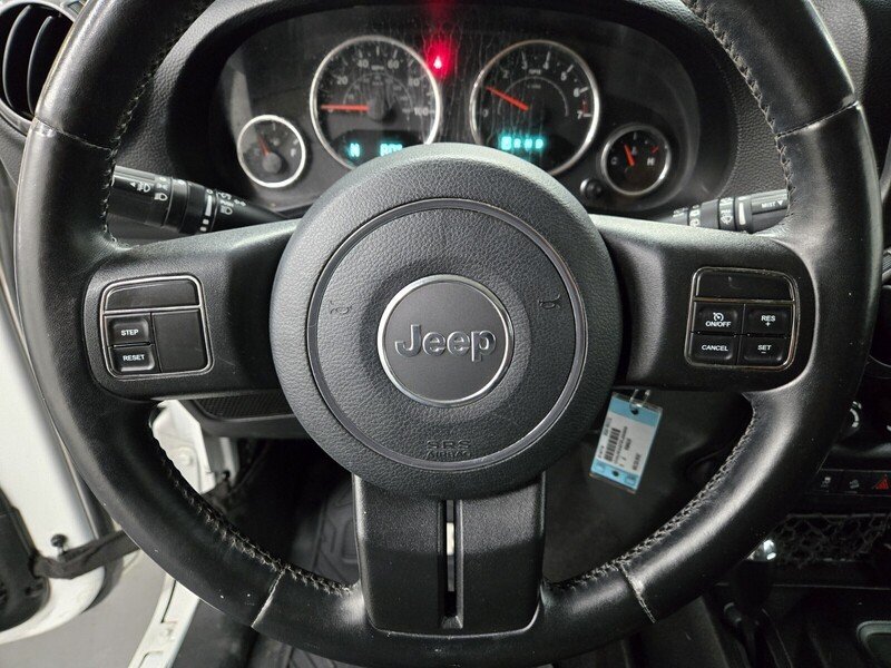 2013 Jeep Wrangler Sport photo 11