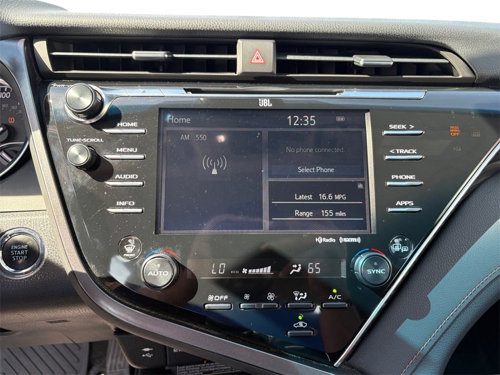 2018 Toyota Camry XLE V6 photo 18