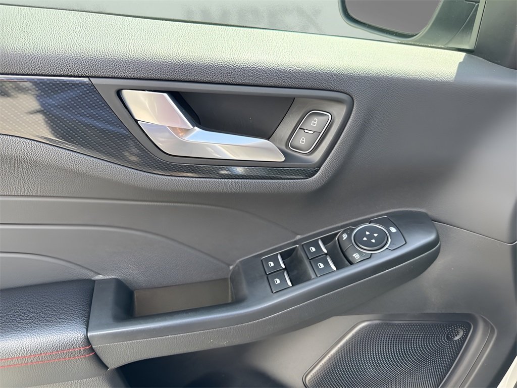 2024 Ford Escape ST-Line photo 22