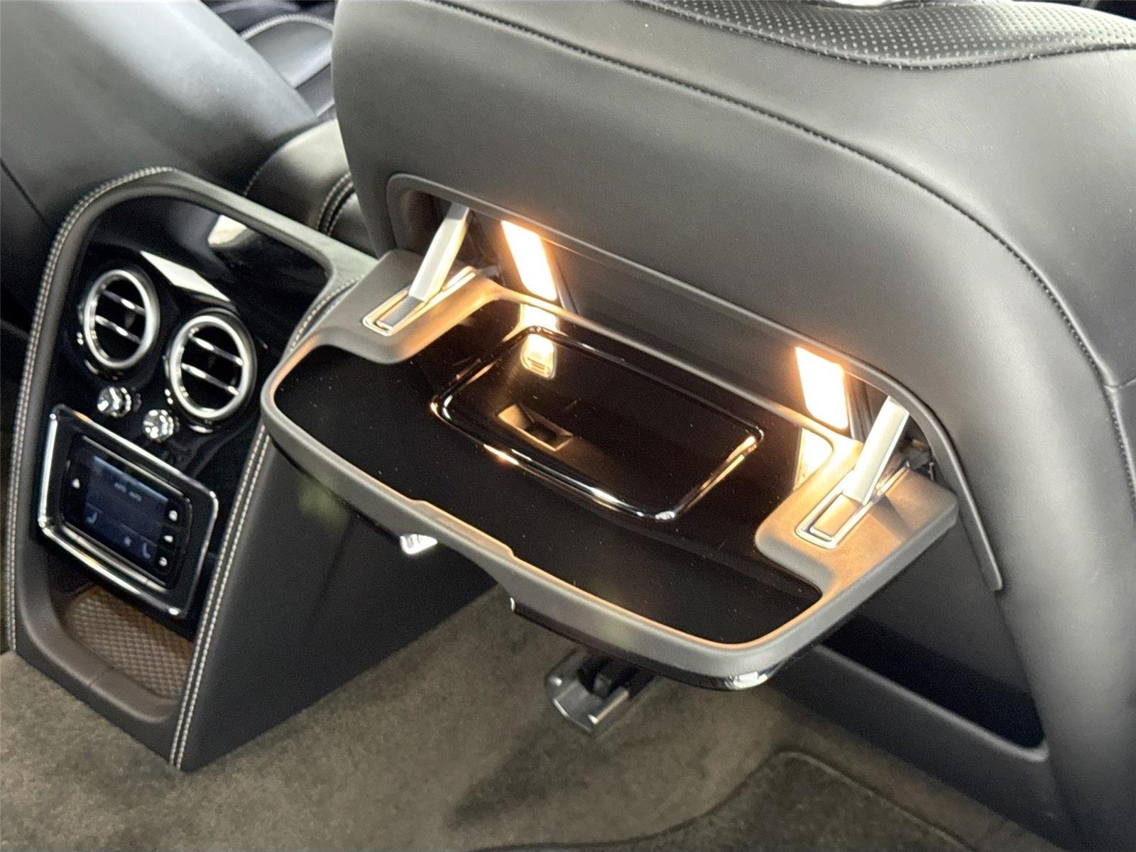 2018 Bentley Flying Spur W12 photo 28