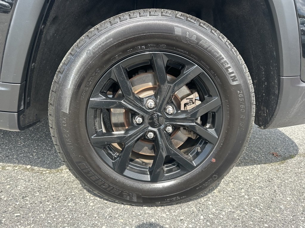 2024 Jeep Grand Cherokee Altitude photo 27
