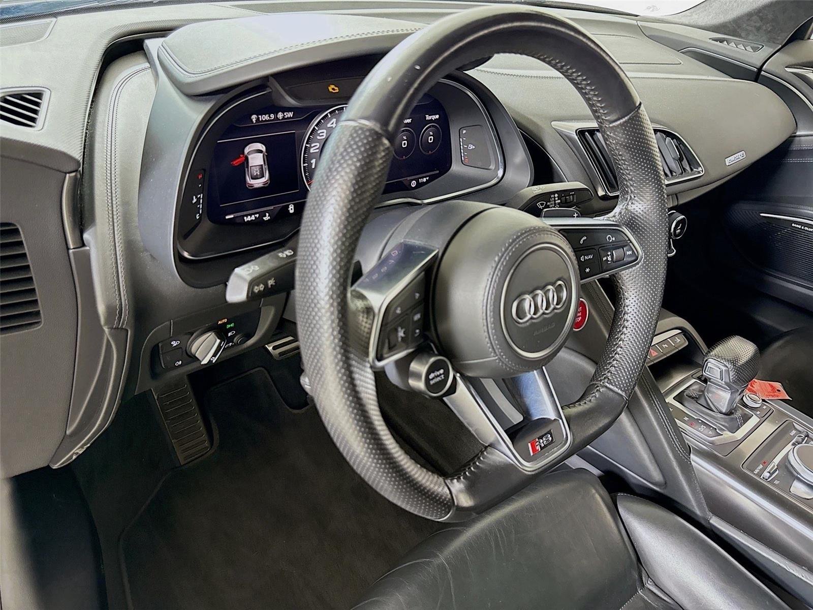 2017 Audi R8 Coupe V10 photo 13