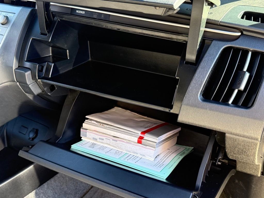2012 Toyota Prius Five photo 19