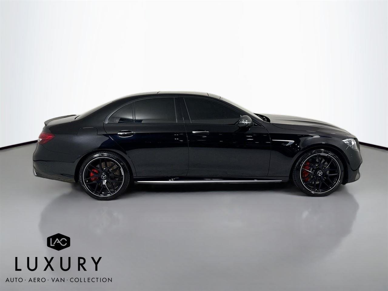 2021 Mercedes Benz E AMG 63 S photo 2