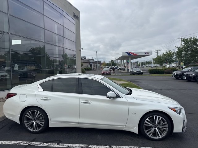 2019 Infiniti Q50 Sport photo 2