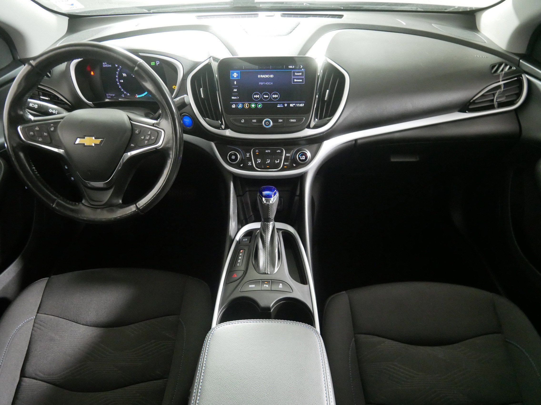 2019 Chevrolet Volt LT photo 10