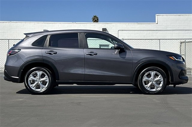 2023 Honda HR-V LX photo 4