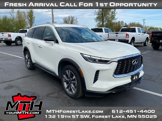 2023 Infiniti QX60 Luxe photo 2