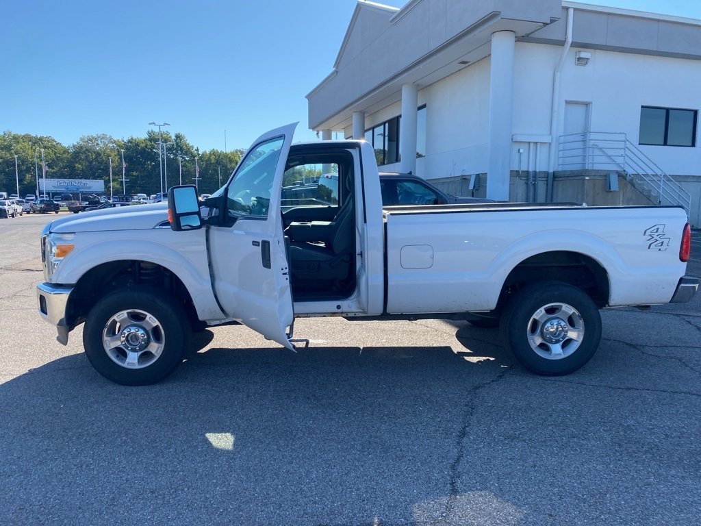 2016 Ford F-250 XLT photo 4