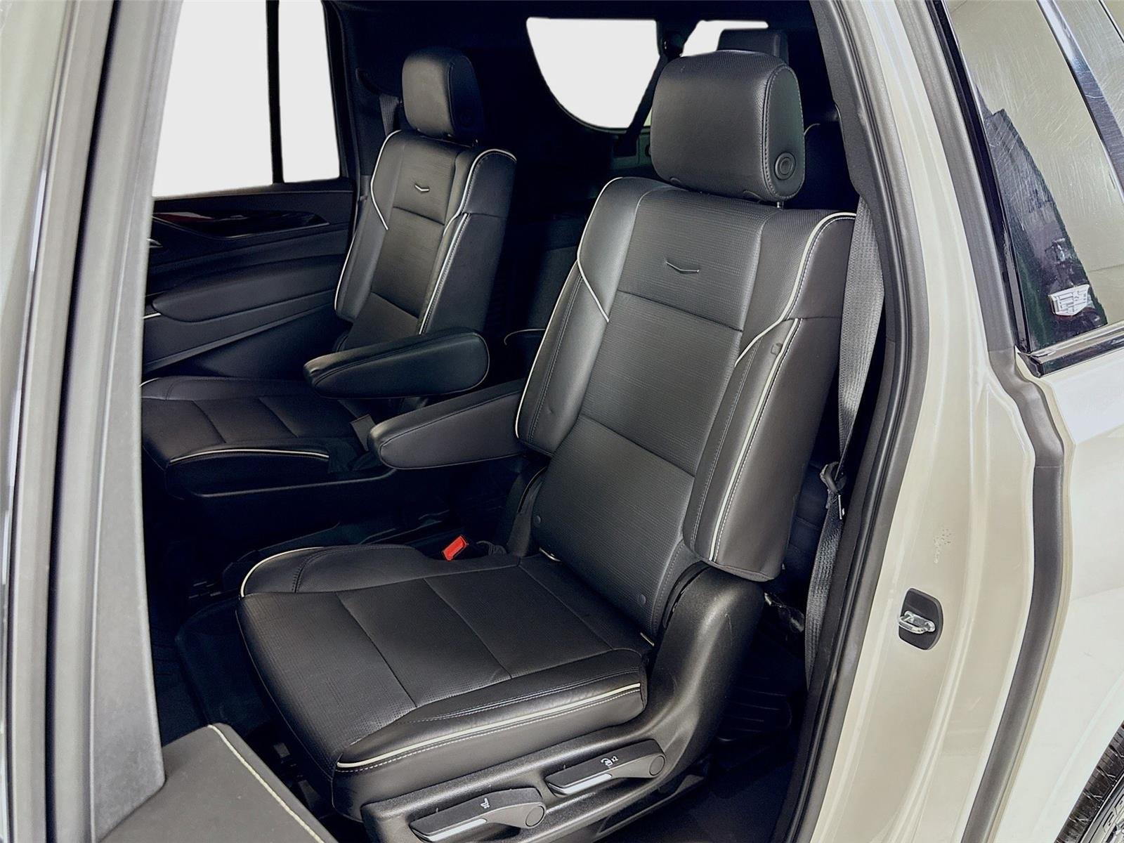 2021 Cadillac Escalade ESV Sport photo 19