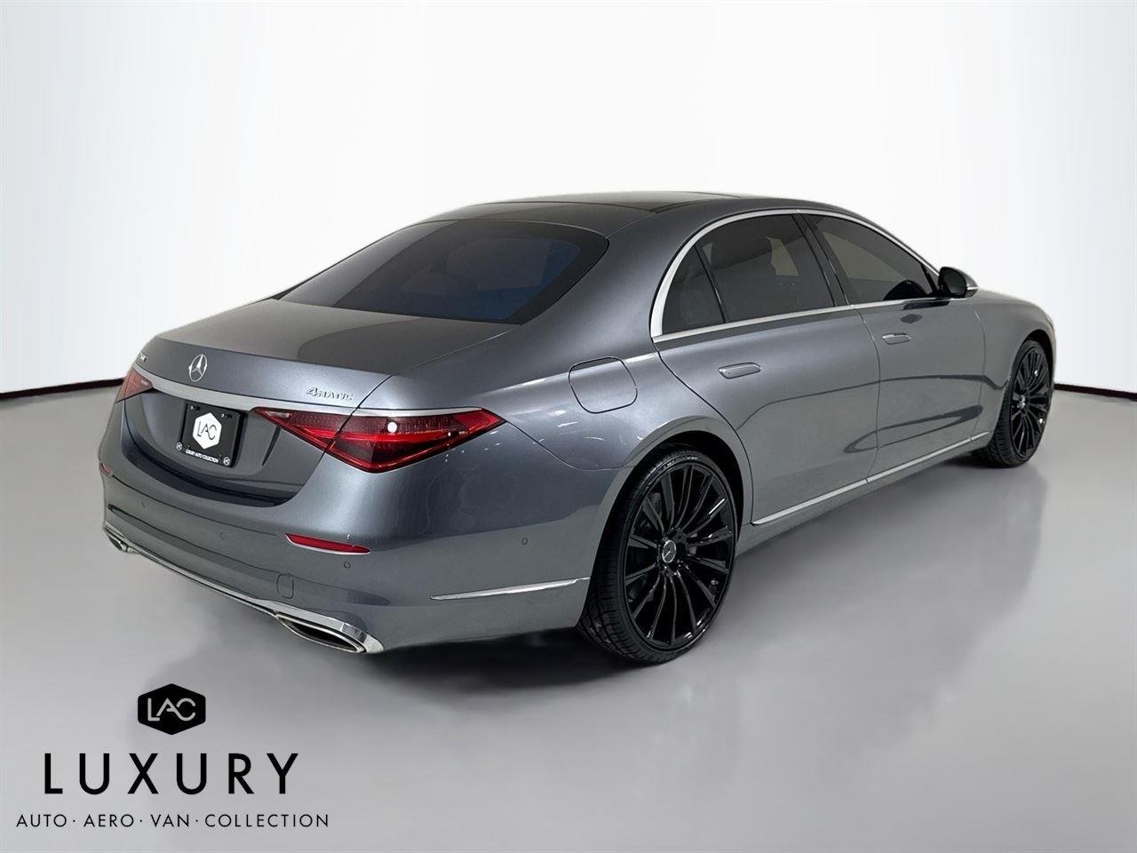 2023 Mercedes Benz S 500 4MATIC photo 4