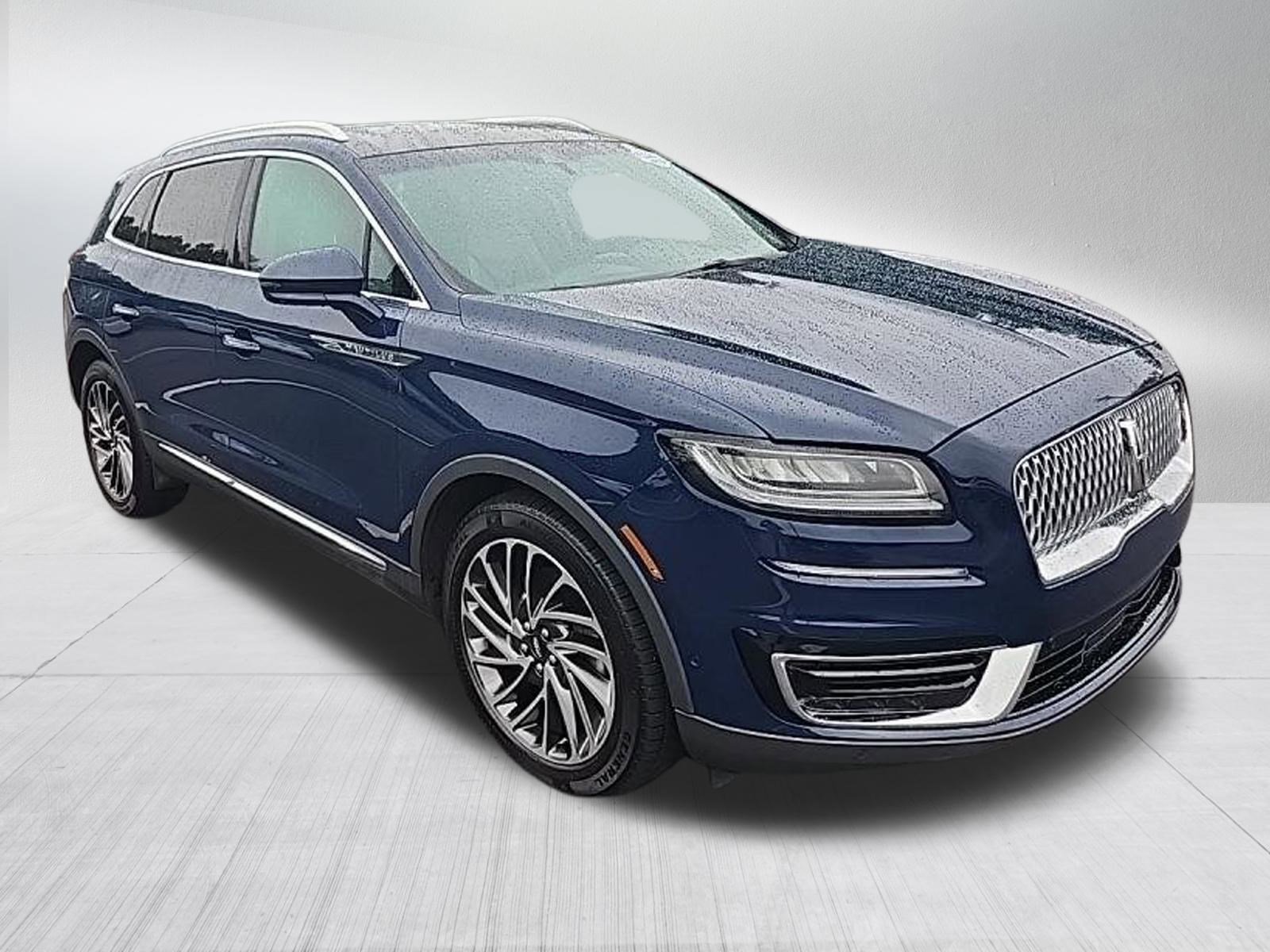 2019 Lincoln Nautilus Reserve photo 3