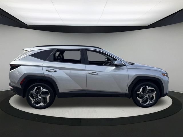 2023 Hyundai Tucson SEL Convenience photo 3