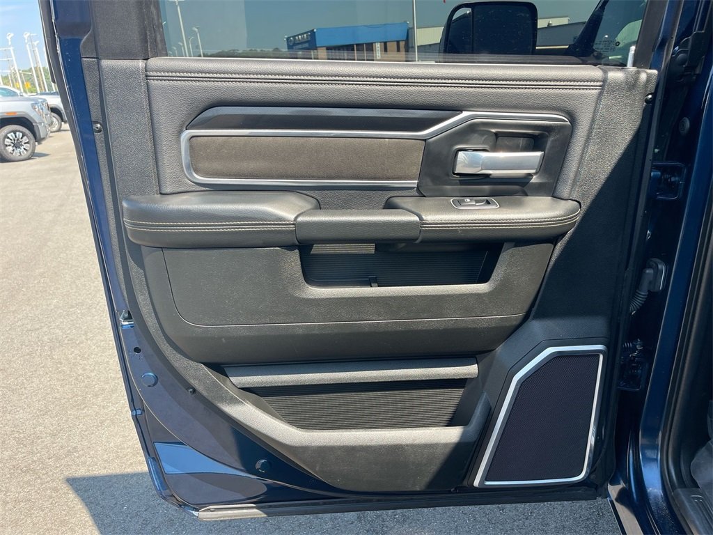 2022 Ram 2500 Laramie photo 26