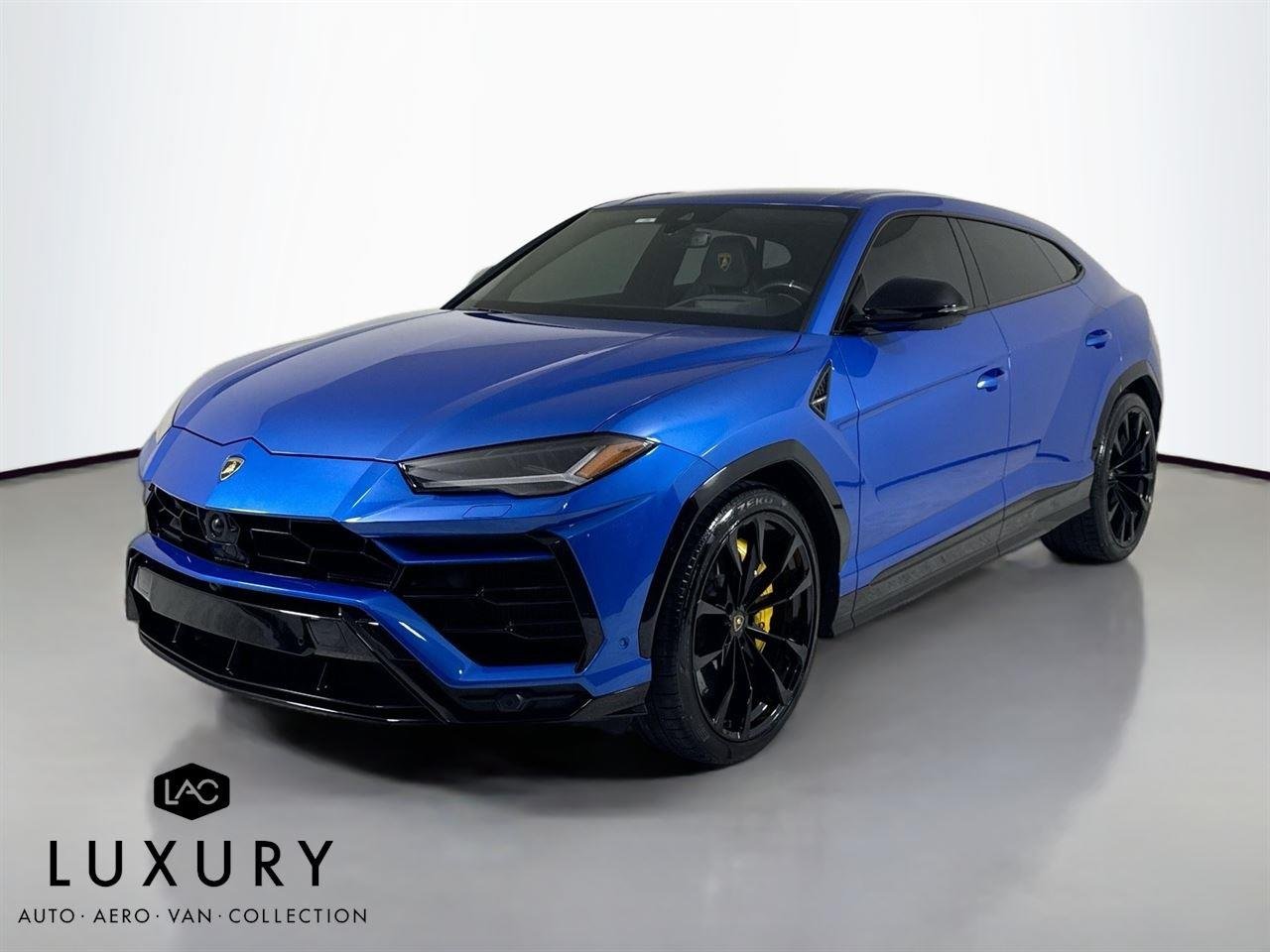 2022 Lamborghini Urus photo 8