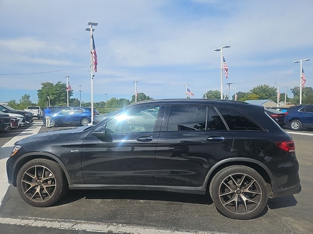 2022 Mercedes Benz GLC 43 AMG 4MATIC photo 2