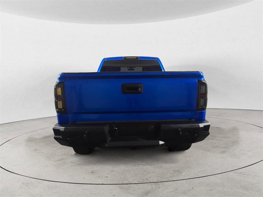2018 Chevrolet Silverado 1500 LT photo 4