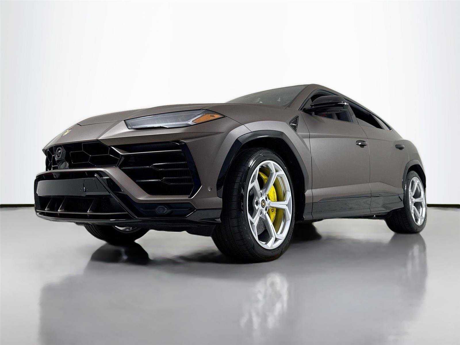 2020 Lamborghini Urus photo 45