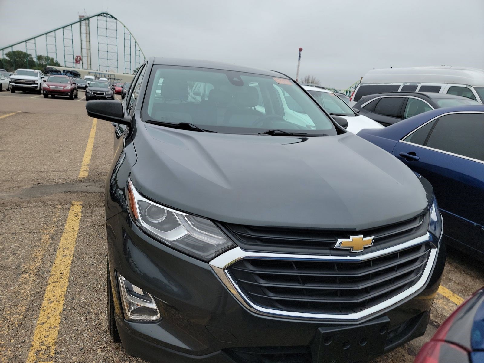 2021 Chevrolet Equinox LS photo 2