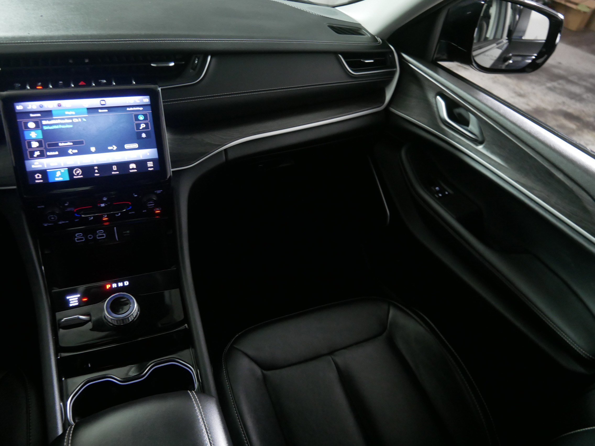 2021 Jeep Grand Cherokee Limited photo 11