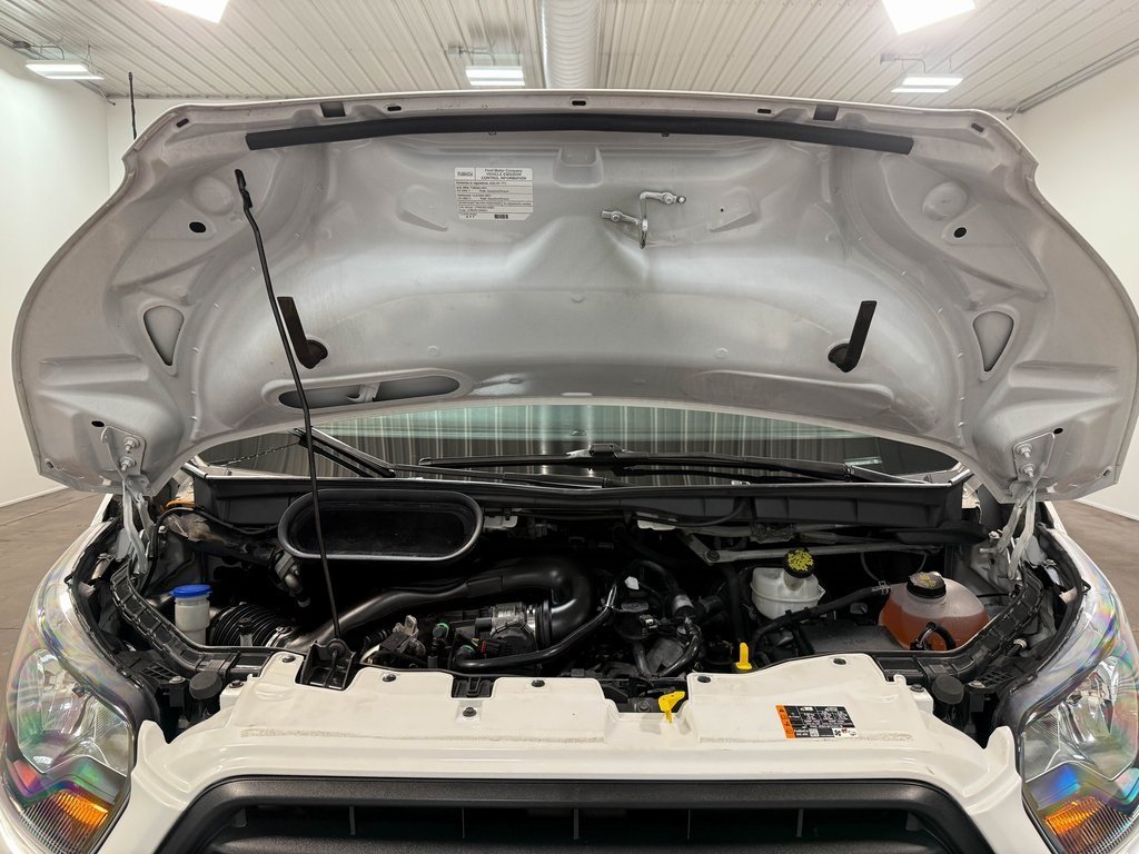 2020 Ford Transit photo 18