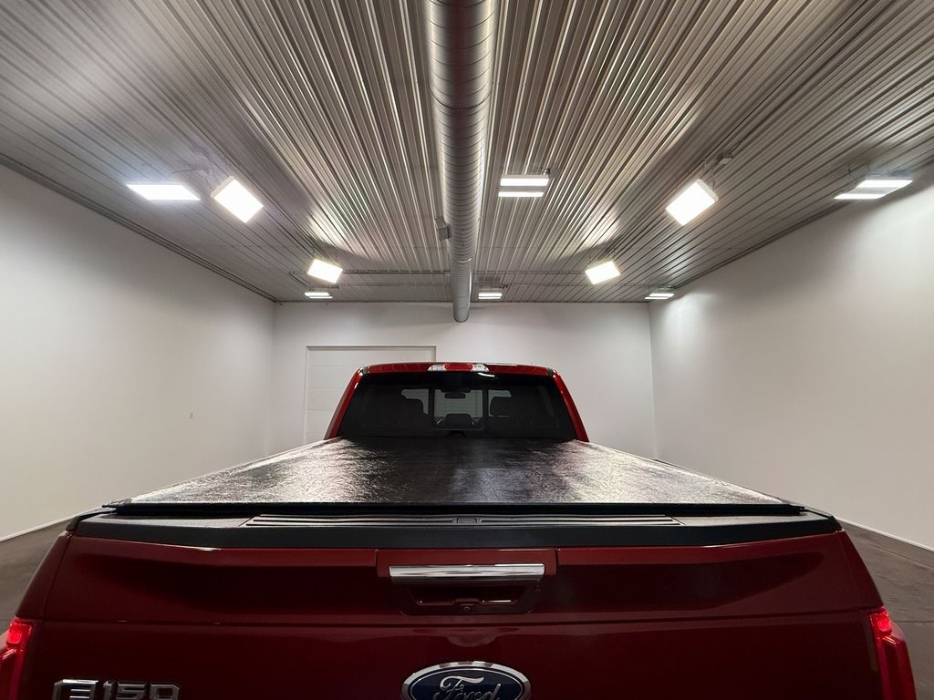 2016 Ford F-150 Lariat photo 24