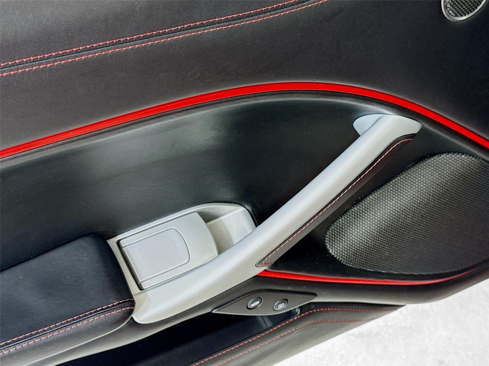 2014 Ferrari F12 Berlinetta Berlinetta photo 13