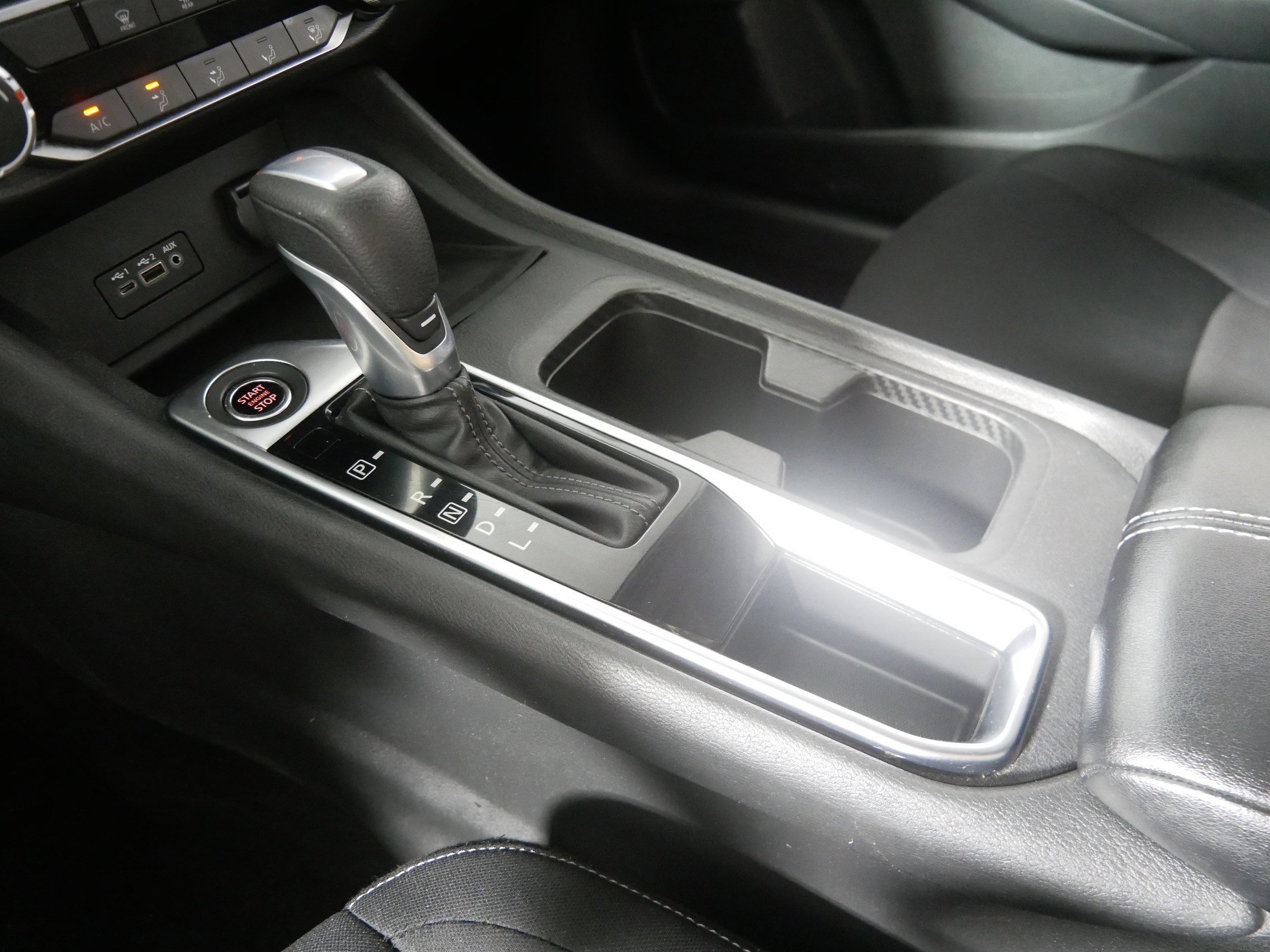 2022 Nissan Sentra SV photo 23