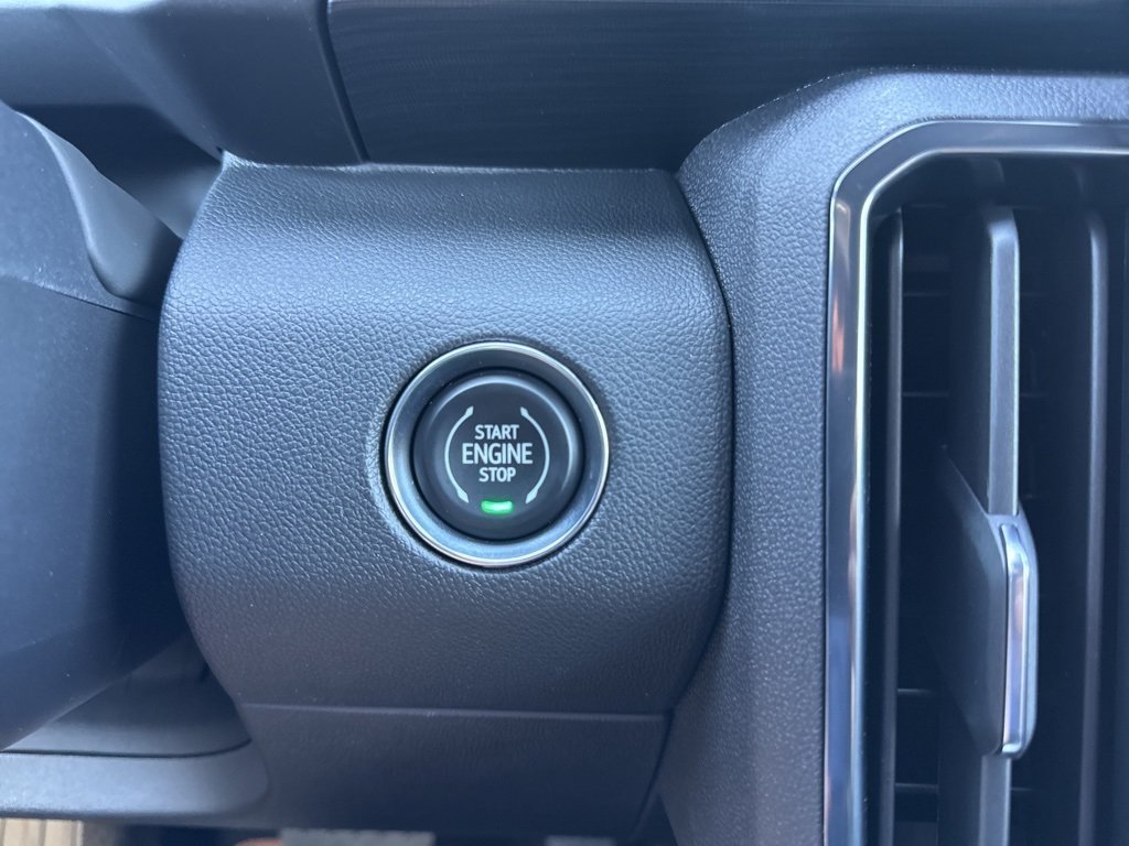 2025 Gmc Acadia AT4 photo 21
