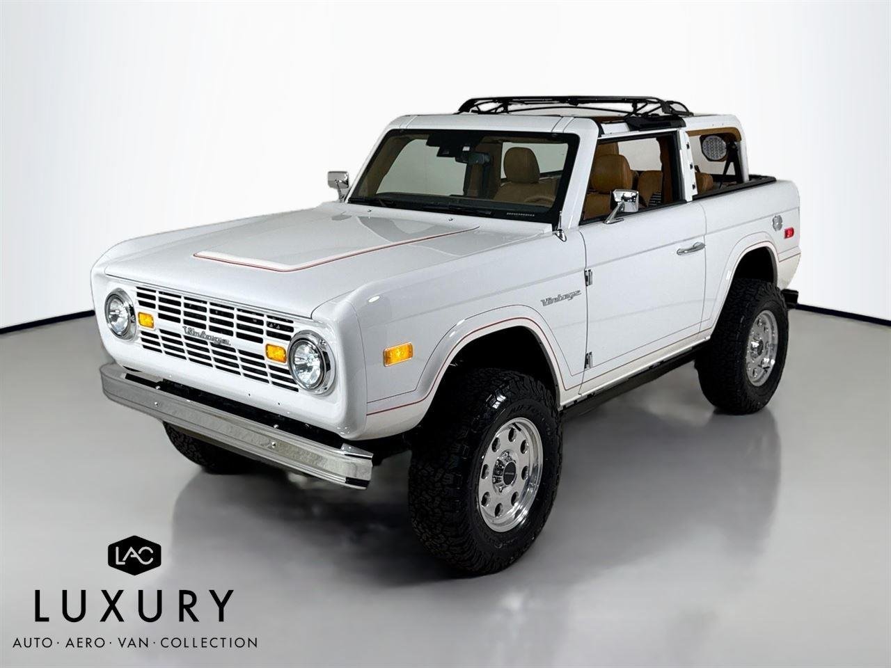 2025 Ford Bronco Badlands photo 2