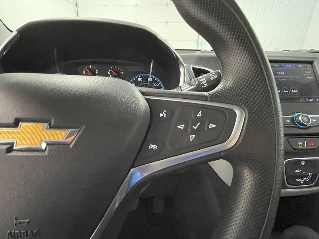 2023 Chevrolet Equinox LS photo 24