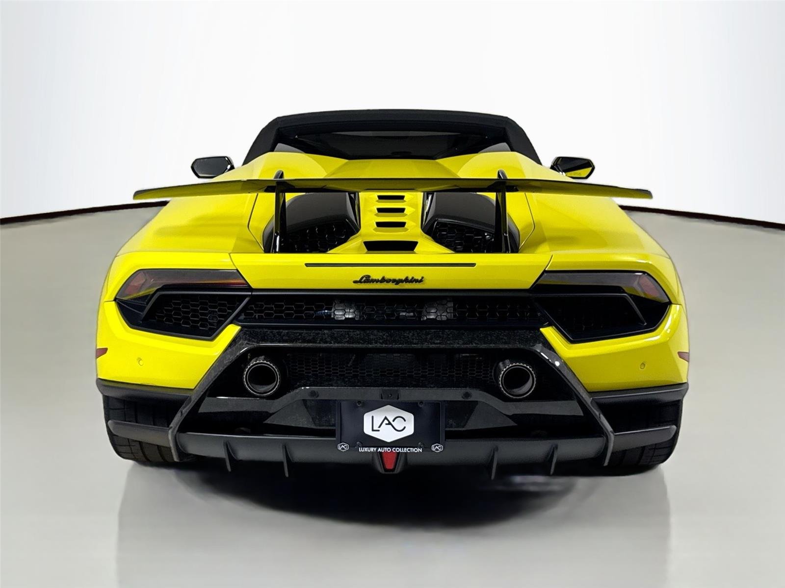2019 Lamborghini Huracan Spyder Performante photo 42