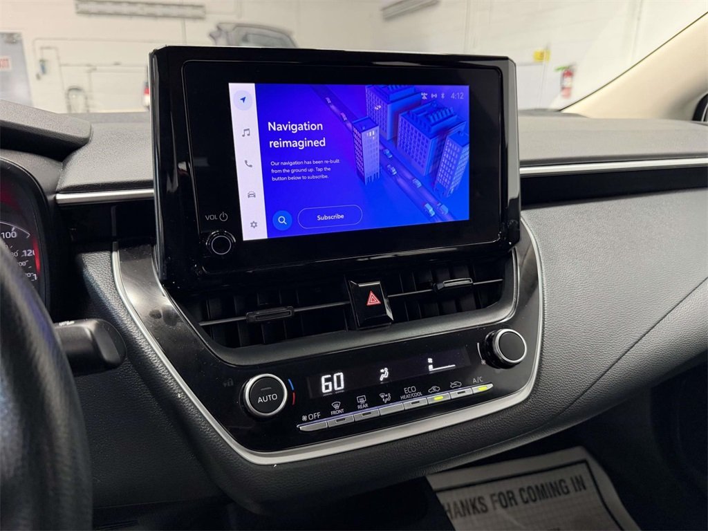 2023 Toyota Corolla LE photo 17