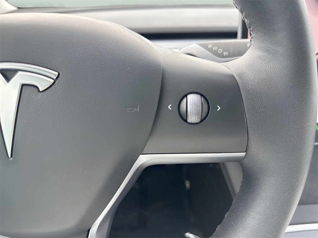 2023 Tesla Model 3 photo 17