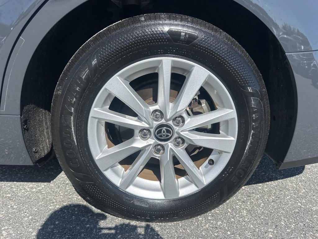 2025 Toyota Camry LE photo 26