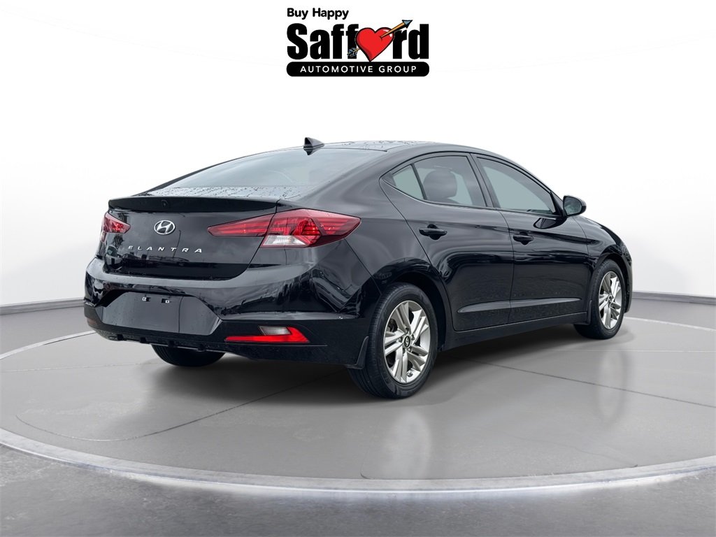 2020 Hyundai Elantra SEL photo 4