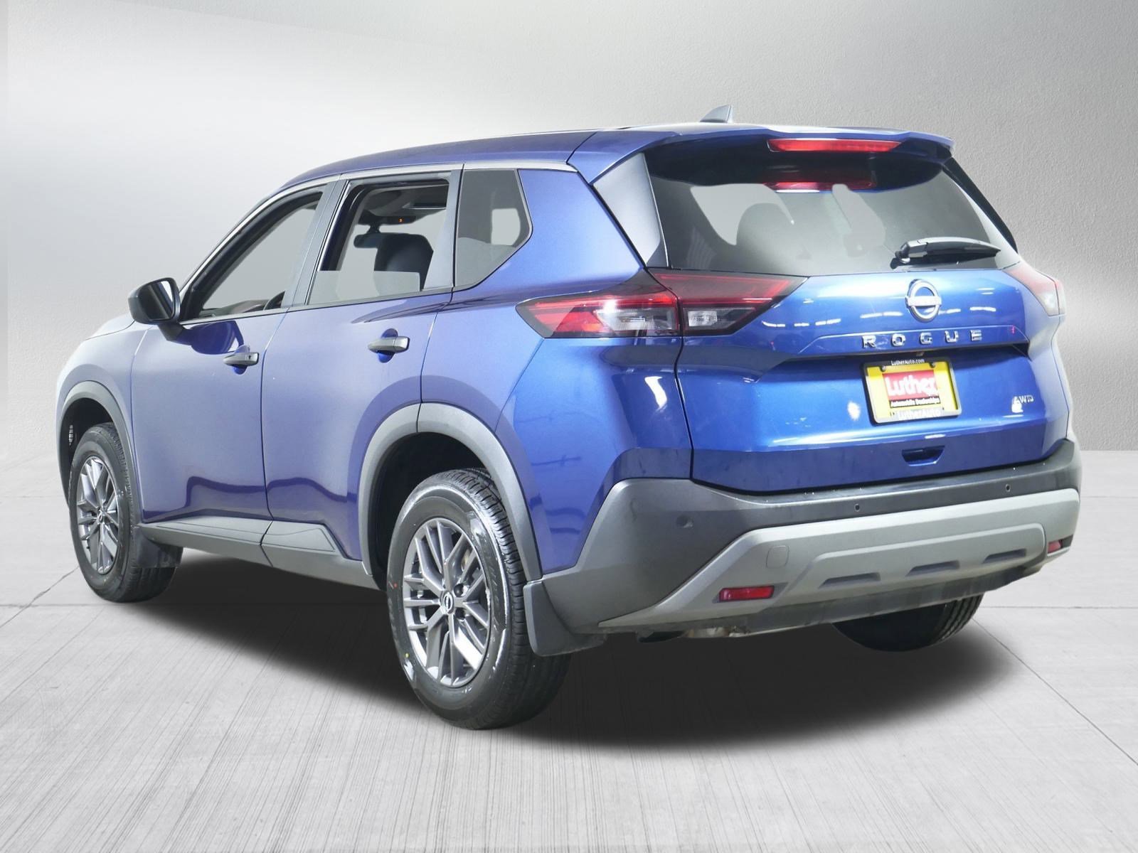 2023 Nissan Rogue S photo 5