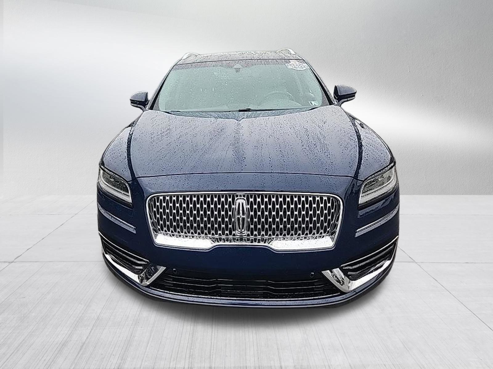 2019 Lincoln Nautilus Reserve photo 2