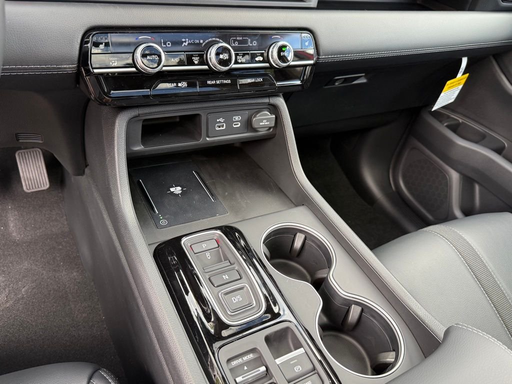 2025 Honda Pilot Touring photo 20