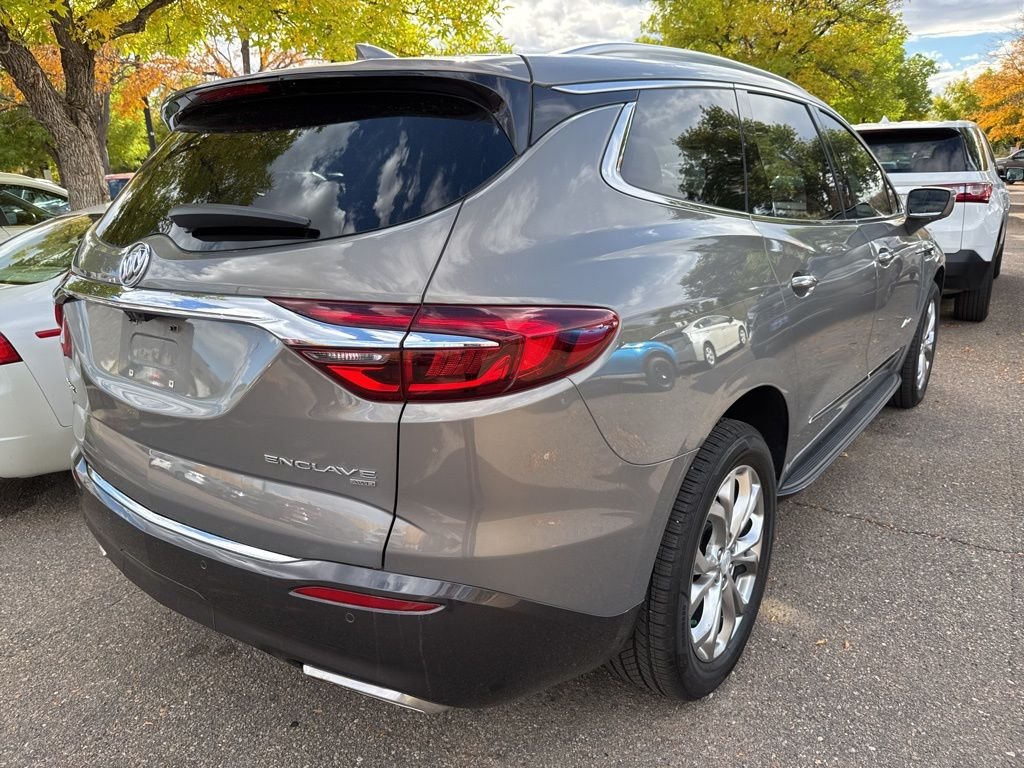 2018 Buick Enclave Avenir photo 2